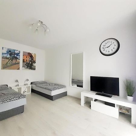 Apartament Zlota Lacza ジェロナ・グラ エクステリア 写真