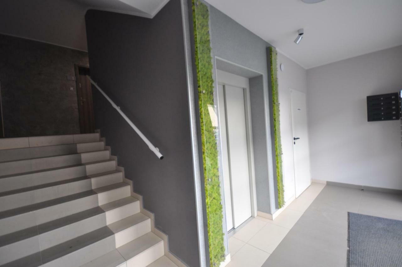 Apartament Zlota Lacza ジェロナ・グラ エクステリア 写真